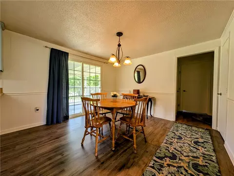 Dining - 125 Chastain Rd, Central, SC 29630 photo 2 of 3