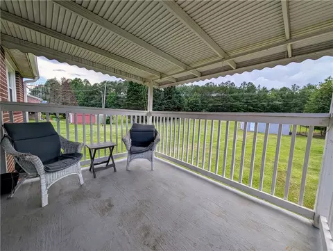 Exterior - 125 Chastain Rd, Central, SC 29630 photo 4 of 8
