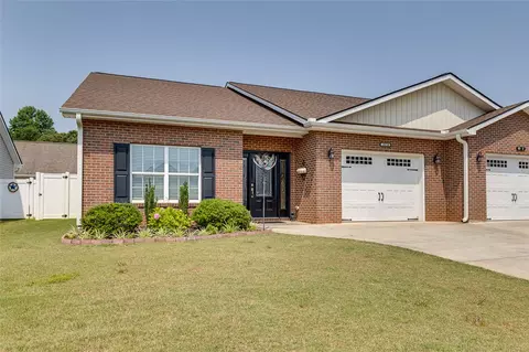 103 Tupelo Ln #A, Easley, SC 29642 photo 3