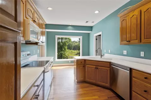 Kitchen - 204 Lakeside Dr, Walhalla, SC 29691 photo 1 of 2
