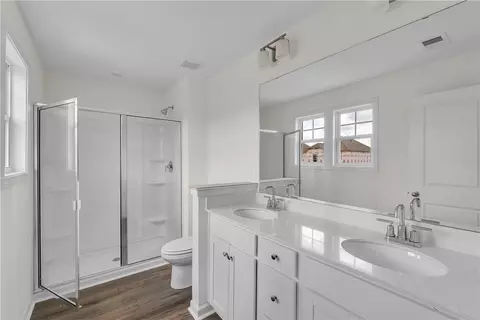 Bath - 216 Brown Cir, Easley, SC 29642 photo 1 of 2
