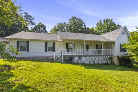 1111 Jody Dr, Seneca, SC 29678