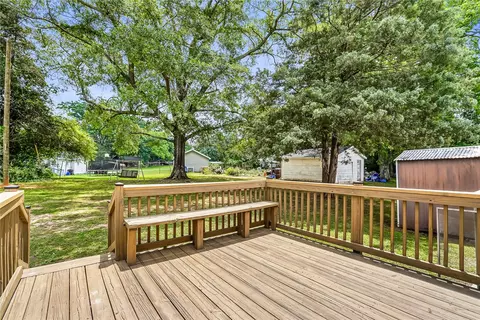Exterior - 710 Greenville St, Pendleton, SC 29670 photo 2 of 3