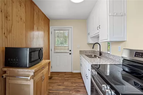 Kitchen - 710 Greenville St, Pendleton, SC 29670 photo 1 of 2