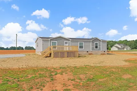 1073 Hwy 182, Fair Play, SC 29643