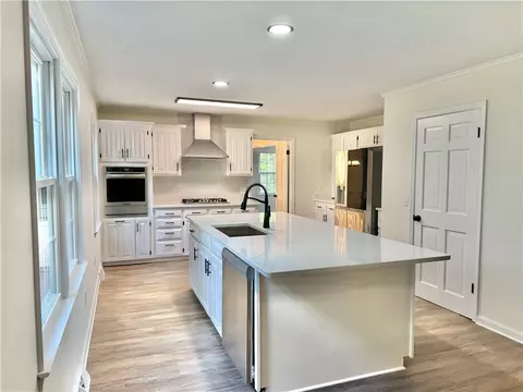 Kitchen - 102 Buckingham Ct, Easley, SC 29640 photo 1 of 6