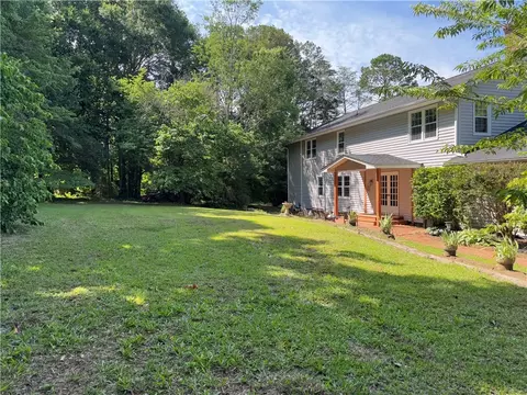 Exterior - 102 Buckingham Ct, Easley, SC 29640 photo 11 of 14