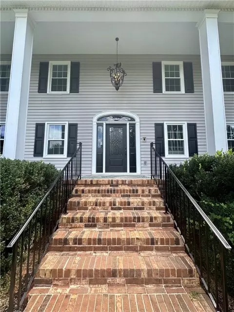 Exterior - 102 Buckingham Ct, Easley, SC 29640 photo 3 of 14
