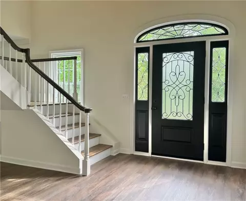 Entry Way - 102 Buckingham Ct, Easley, SC 29640 photo 2 of 5