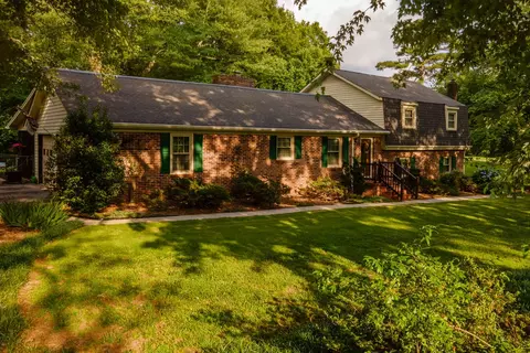 316 Brewer Rd, Walhalla, SC 29691