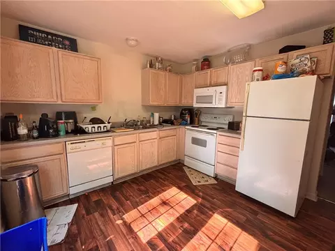 Kitchen - 220 Campus Dr UNIT D, Central, SC 29630 photo 1 of 3