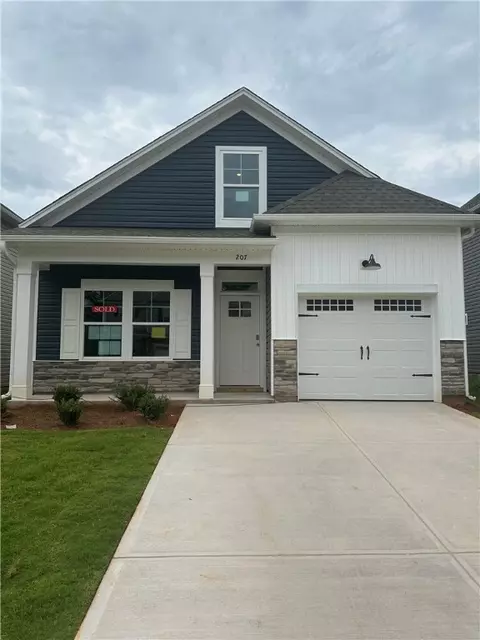 207 Brown Cir, Easley, SC 29642
