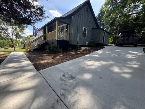 4 Conner St, Pelzer, SC 29669 photo 2