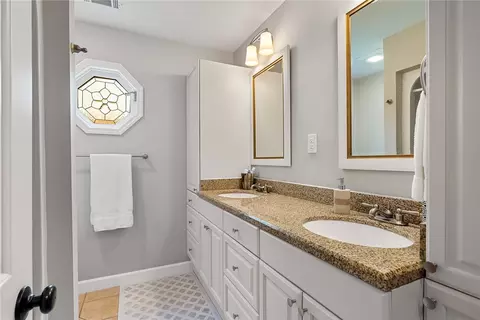 Bath - 122 Downs Blvd, Clemson, SC 29631 photo 1 of 4