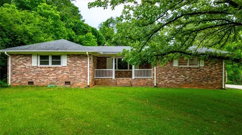 1410 Farrs Bridge Rd, Easley, SC 29640