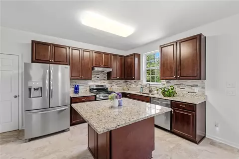 Kitchen - 955 Bramlett Rd, Laurens, SC 29360 photo 1 of 2