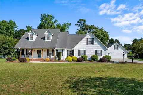 111 Branchwood Ln, Belton, SC 29627