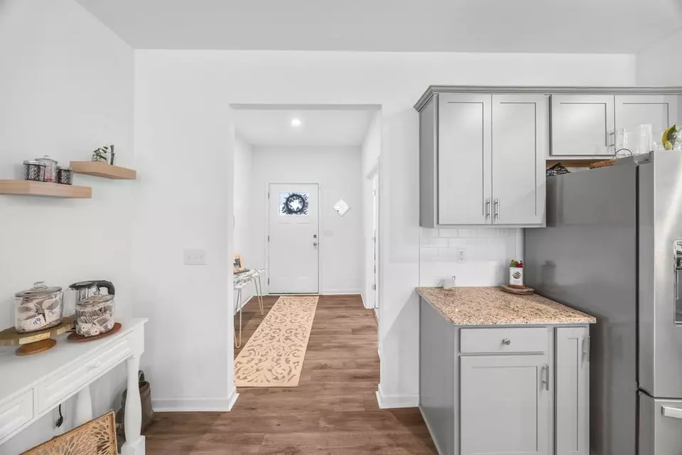 Entry Way - 113 Indigo Park Pl, Easley, SC 29642 photo 4 of 7