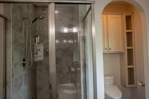 Bath - 190 Edward Ln, Walhalla, SC 29691 photo 3 of 3