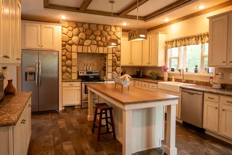 Kitchen - 190 Edward Ln, Walhalla, SC 29691 photo 1 of 5