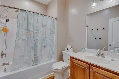 Bath - 5120 Sunset Rdg, Easley, SC 29642 photo 1 of 2