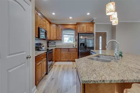 Kitchen - 5120 Sunset Rdg, Easley, SC 29642 photo 3 of 4