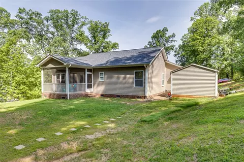 Exterior - 5120 Sunset Rdg, Easley, SC 29642 photo 6 of 9