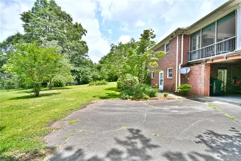 Exterior - 204 Jasper St, Easley, SC 29640 photo 6 of 9