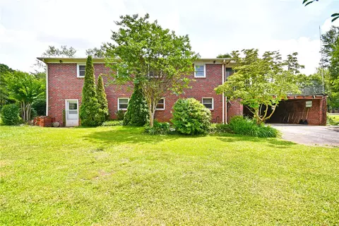 Exterior - 204 Jasper St, Easley, SC 29640 photo 7 of 9