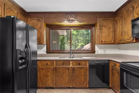 320 Whitfield Dr, Pendleton, SC 29670 photo 3