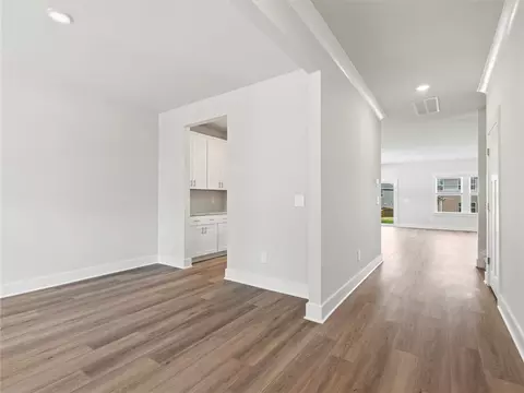 799 Burghley Cir, Greer, SC 29651 photo 3