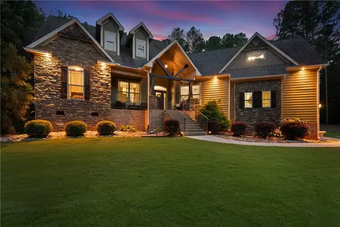 806 Gate View Ct, Seneca, SC 29672