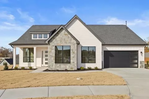 516 Rosedale Way, Seneca, SC 29672