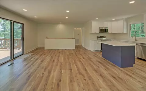 Living - 340 Currahee Trl, Toccoa, GA 30577 photo 1 of 7