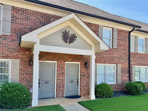 209 Calhoun St #402, Clemson, SC 29631