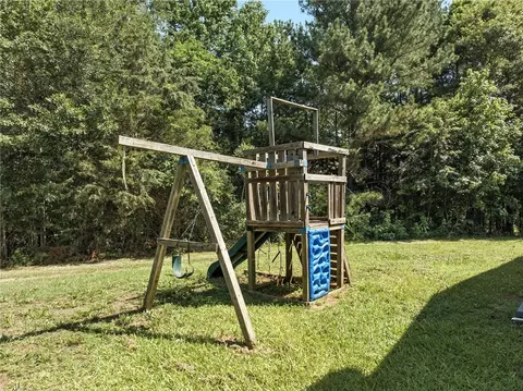 Exterior - 159 Rabbit Rd, Pickens, SC 29671 photo 5 of 7