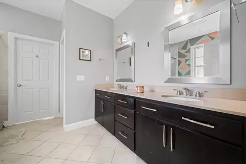 Bath - 159 Tully Dr, Anderson, SC 29621 photo 2 of 9