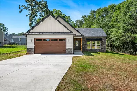 1308 Mclees Rd, Anderson, SC 29621