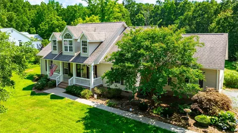 121 Hugo Dr, Pendleton, SC 29670