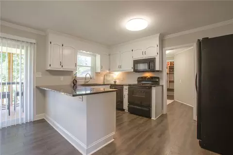 Kitchen - 214 Cedar Cir, Easley, SC 29642 photo 1 of 3