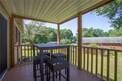 Exterior - 214 Cedar Cir, Easley, SC 29642 photo 5 of 11