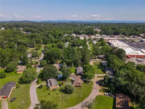 View/Area - 214 Cedar Cir, Easley, SC 29642 photo 1 of 8