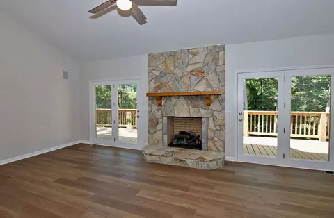 112 Waterbury Way, Pendleton, SC 29670 photo 4