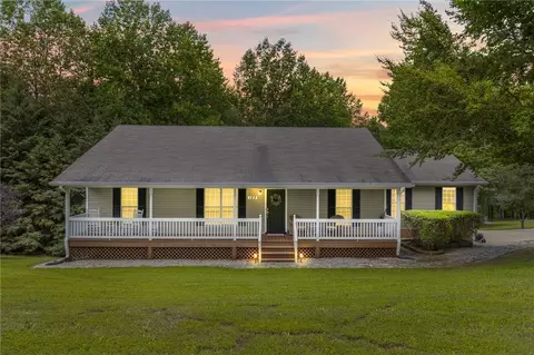123 Church View Ct, Pickens, SC 29671