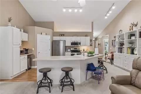 243 Rivers Edge Dr, Easley, SC 29642 photo 8