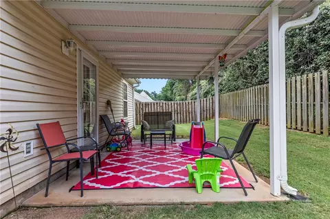 243 Rivers Edge Dr, Easley, SC 29642 photo 4
