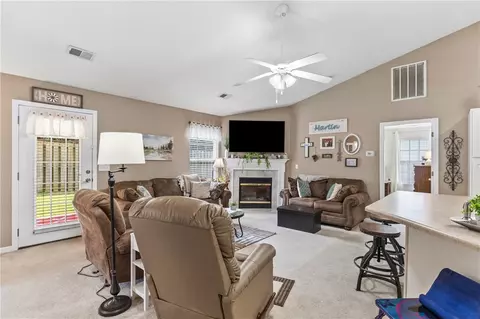243 Rivers Edge Dr, Easley, SC 29642 photo 14