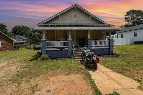 41 Chestnut St, Startex, SC 29377 photo 2