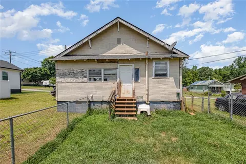 41 Chestnut St, Startex, SC 29377 photo 3