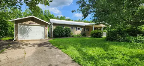 331 Northwood Dr, Walhalla, SC 29691